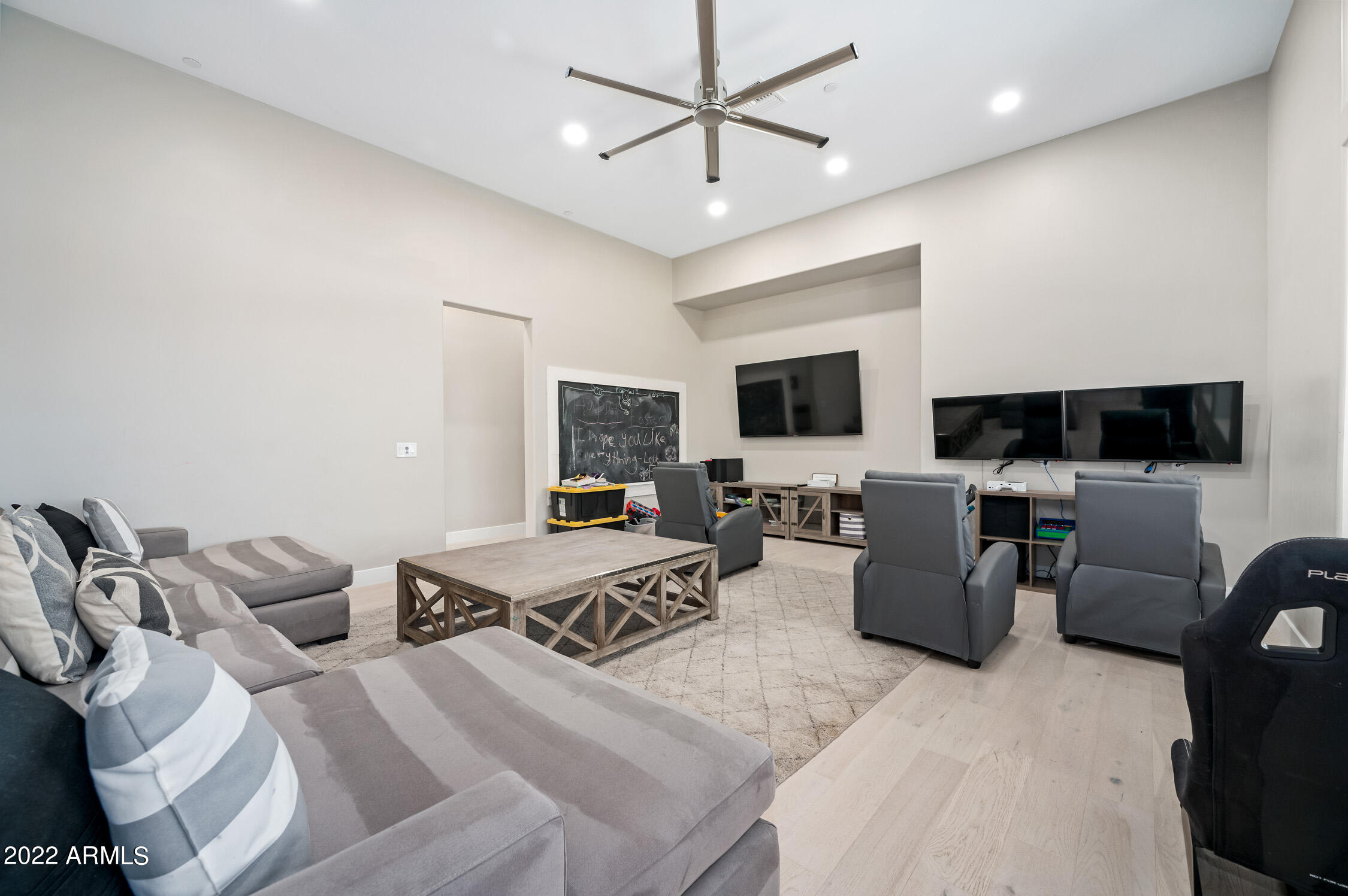 10651 East Cactus Road Scottsdale, AZ 85259 - Photo 51 of 59 ocupix-10651ecr-50