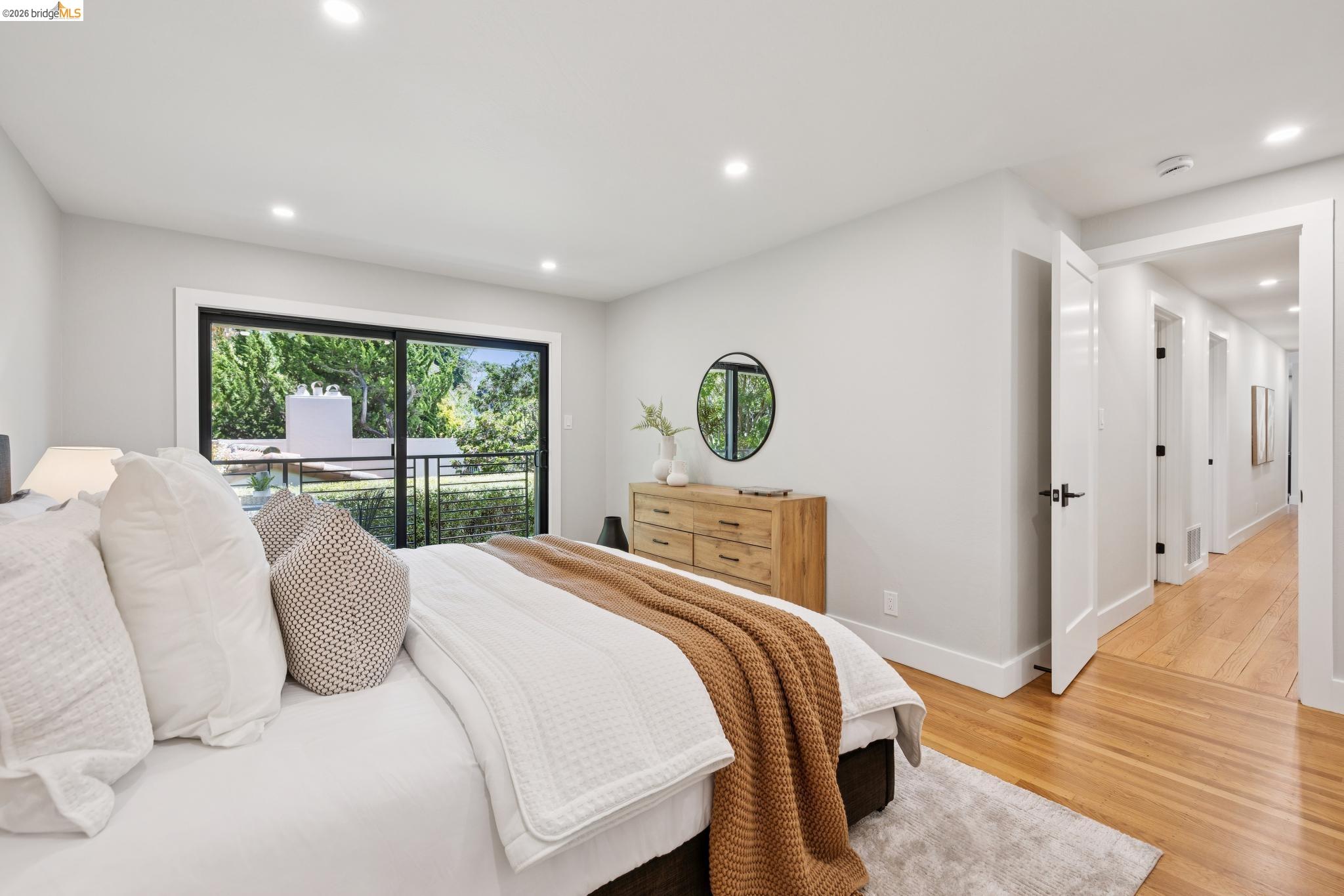 921 Underhills Road Oakland, CA 94610 - Photo 43 of 97