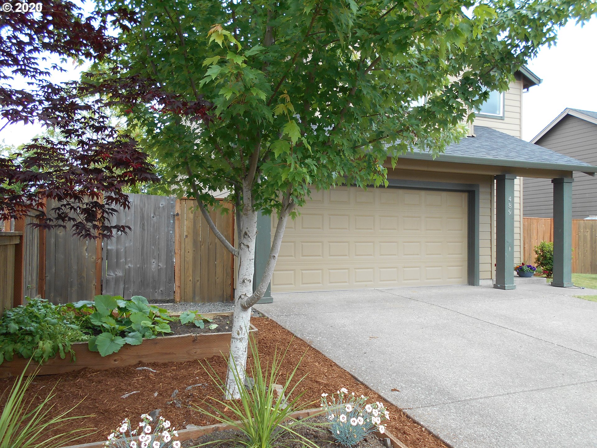 489 Raber Road Eugene, OR 97402 - Photo 3 of 27 Gallery Image 3
