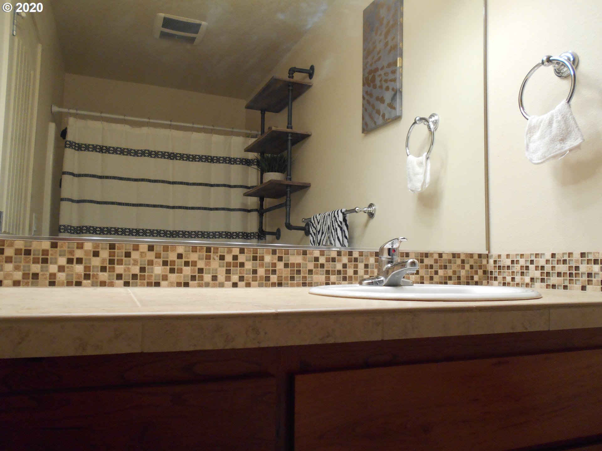 489 Raber Road Eugene, OR 97402 - Photo 24 of 27 Gallery Image 24