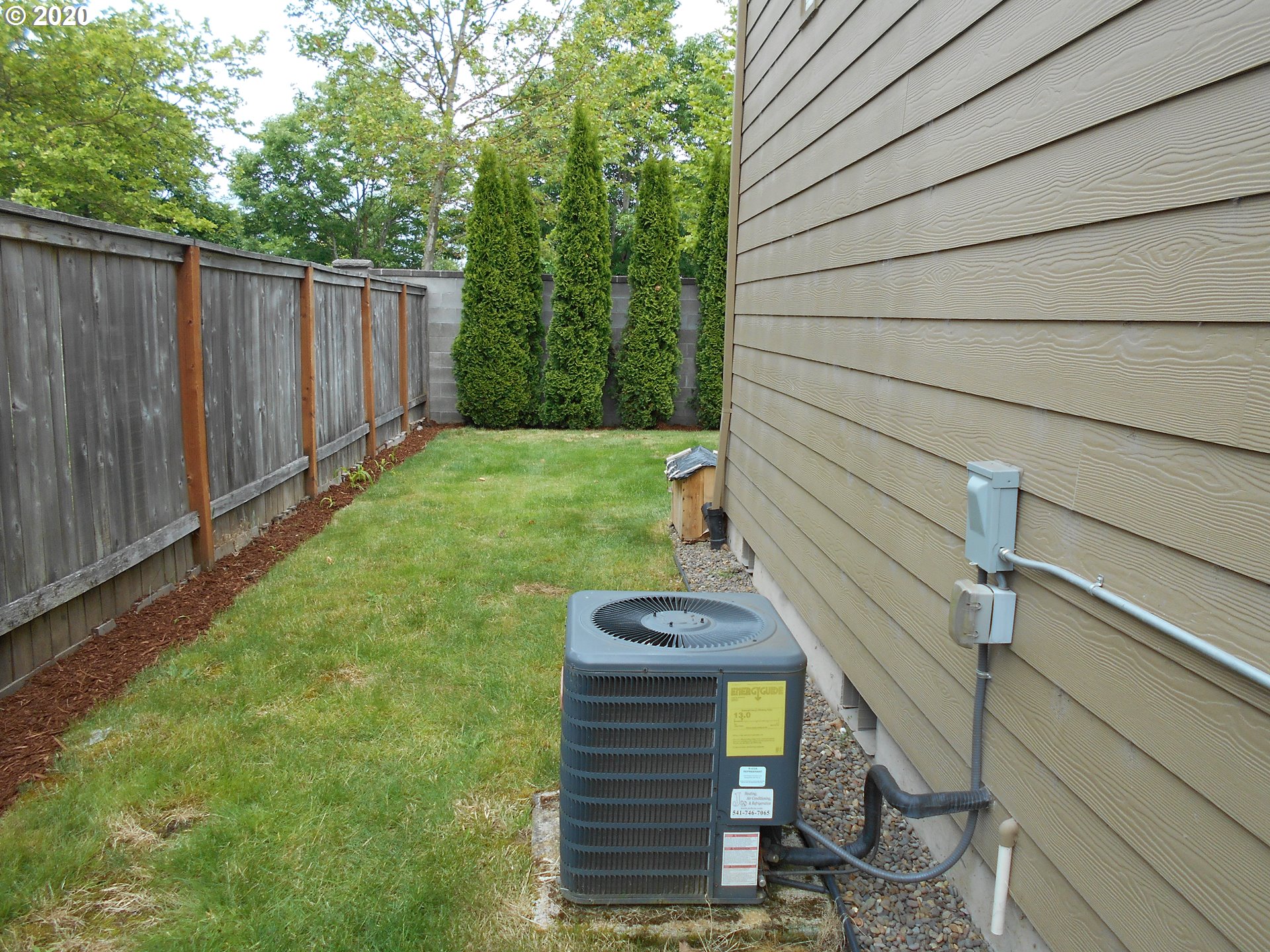 489 Raber Road Eugene, OR 97402 - Photo 7 of 27 Gallery Image 7
