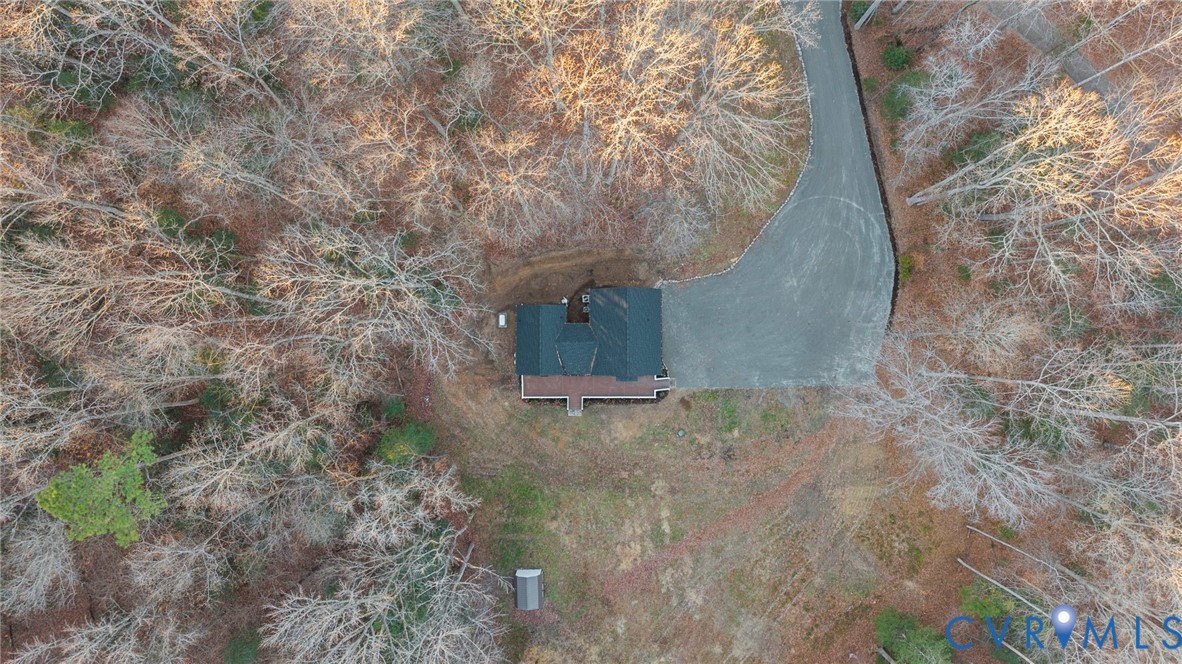 6329 Orchard Road New Kent, VA 23124 - Photo 9 of 25 a backyard of a house