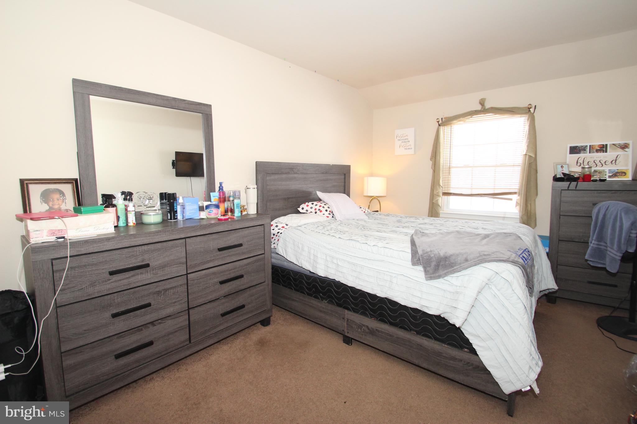 4 Berkely Way New Castle, DE 19720 - Photo 10 of 14 Bedroom