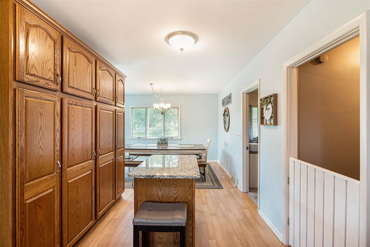 607 Getman Road Owosso, MI 48867 - Photo 6 of 32 50077010-5.JPG