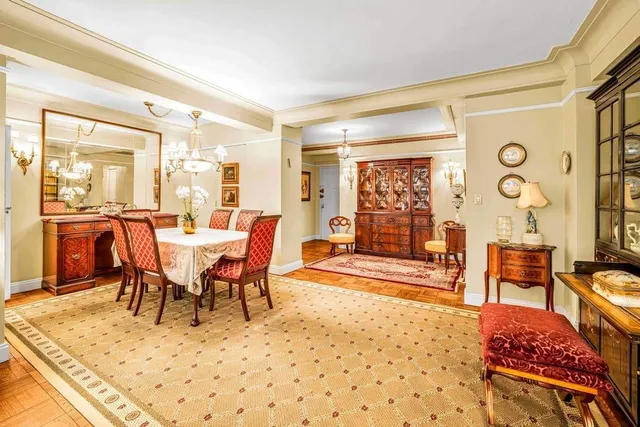 a picture of floor with and white floor