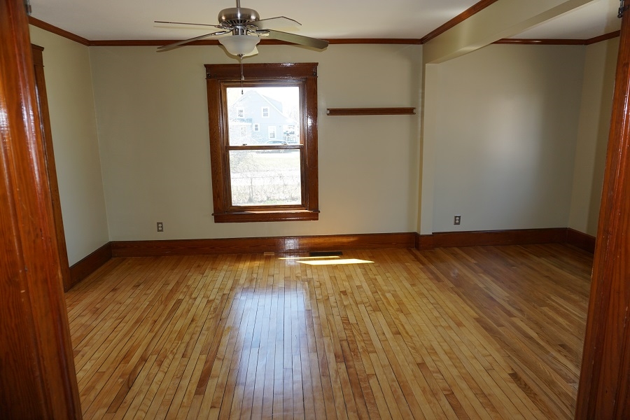 129 Candia Road Manchester, NH 03109 - Photo 8 of 24
