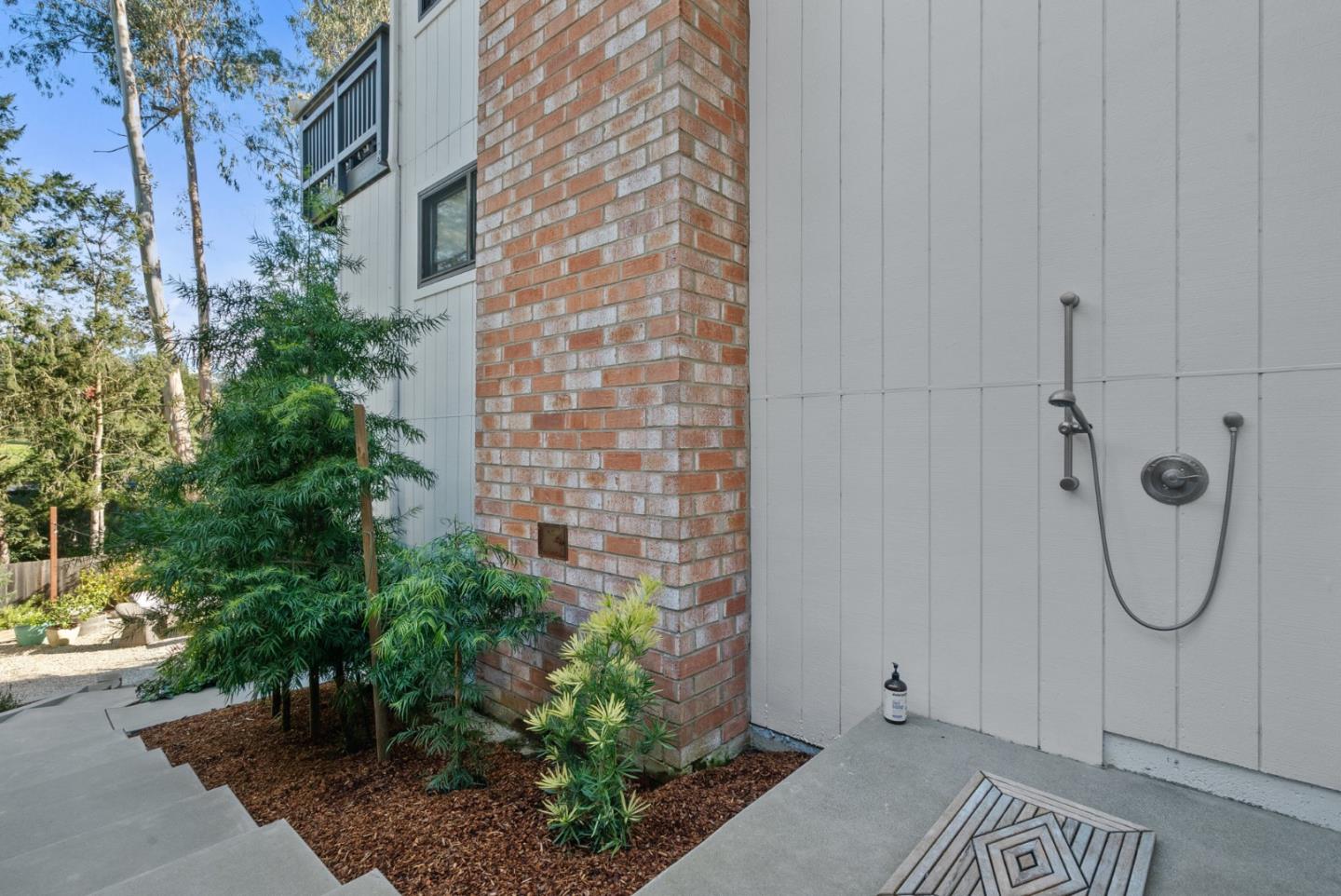 409 Townsend Drive Aptos, CA 95003 - Photo 39 of 43 a building view with a outdoor space