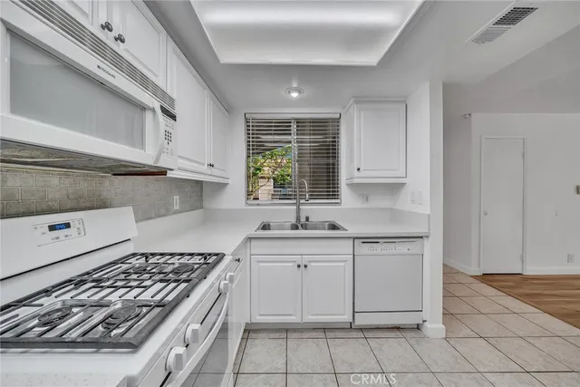 $538,000 | 901 Golden Springs Drive, Unit D13, Diamond Bar, CA 91765