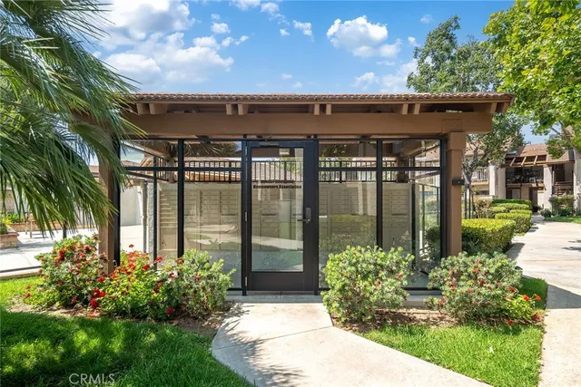 $538,000 | 901 Golden Springs Drive, Unit D13, Diamond Bar, CA 91765