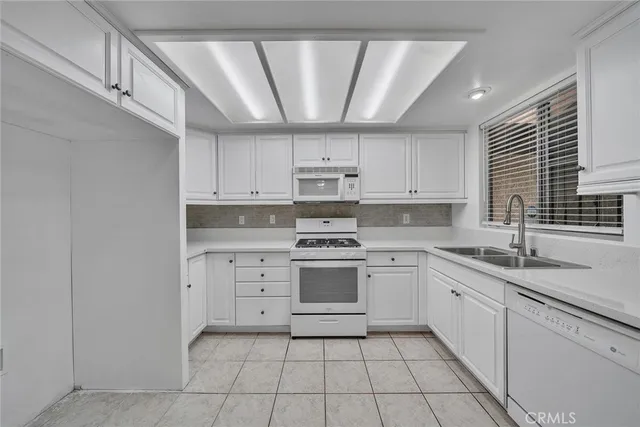 $538,000 | 901 Golden Springs Drive, Unit D13, Diamond Bar, CA 91765