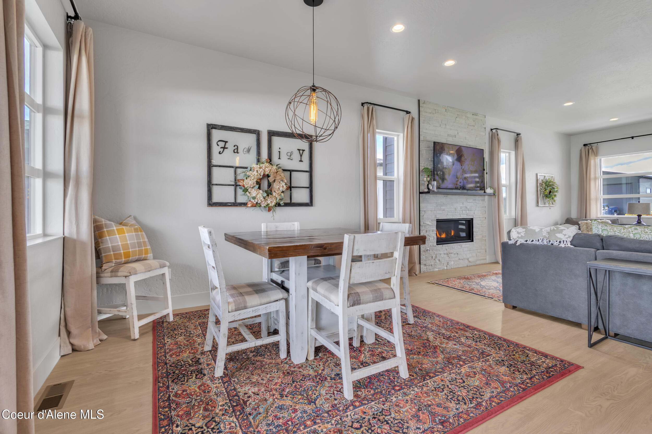 12928 North Krauss Circle Rathdrum, ID 83858 - Photo 11 of 49 10. Dining