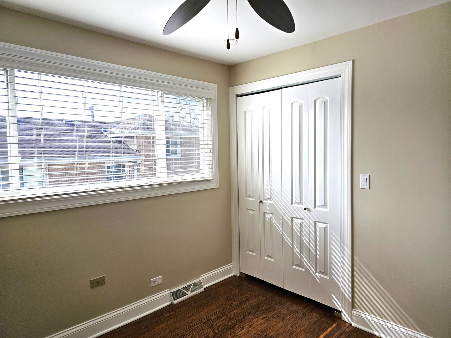 734 Neva Avenue Addison, IL 60101 - Photo 11 of 21 Gallery Image 11