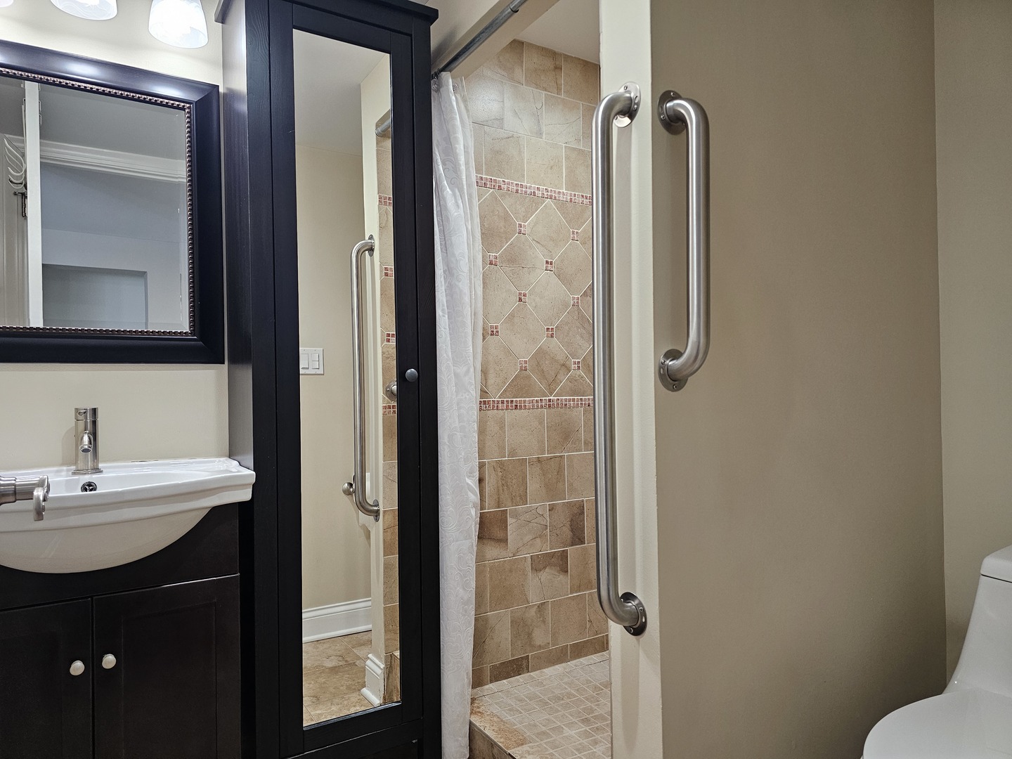 734 Neva Avenue Addison, IL 60101 - Photo 12 of 21 Gallery Image 12