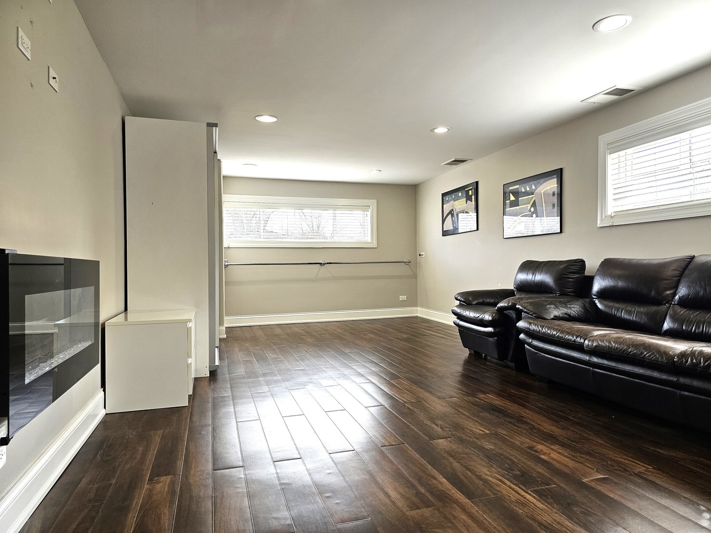 734 Neva Avenue Addison, IL 60101 - Photo 14 of 21 Gallery Image 14