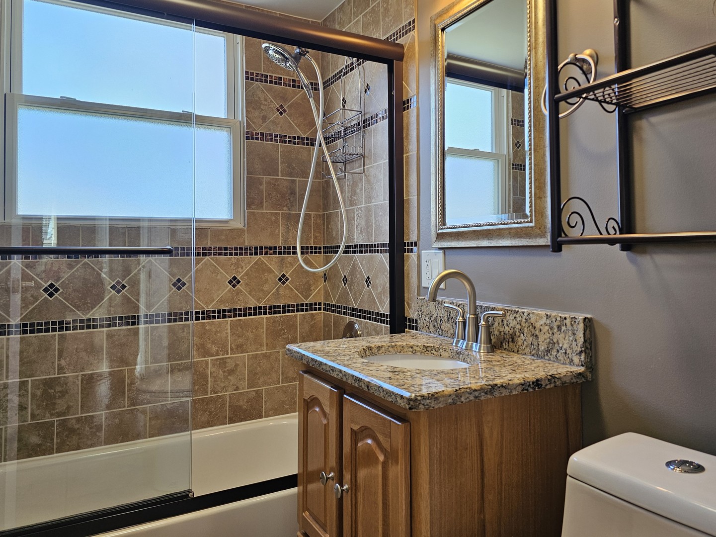 734 Neva Avenue Addison, IL 60101 - Photo 8 of 21 Gallery Image 8