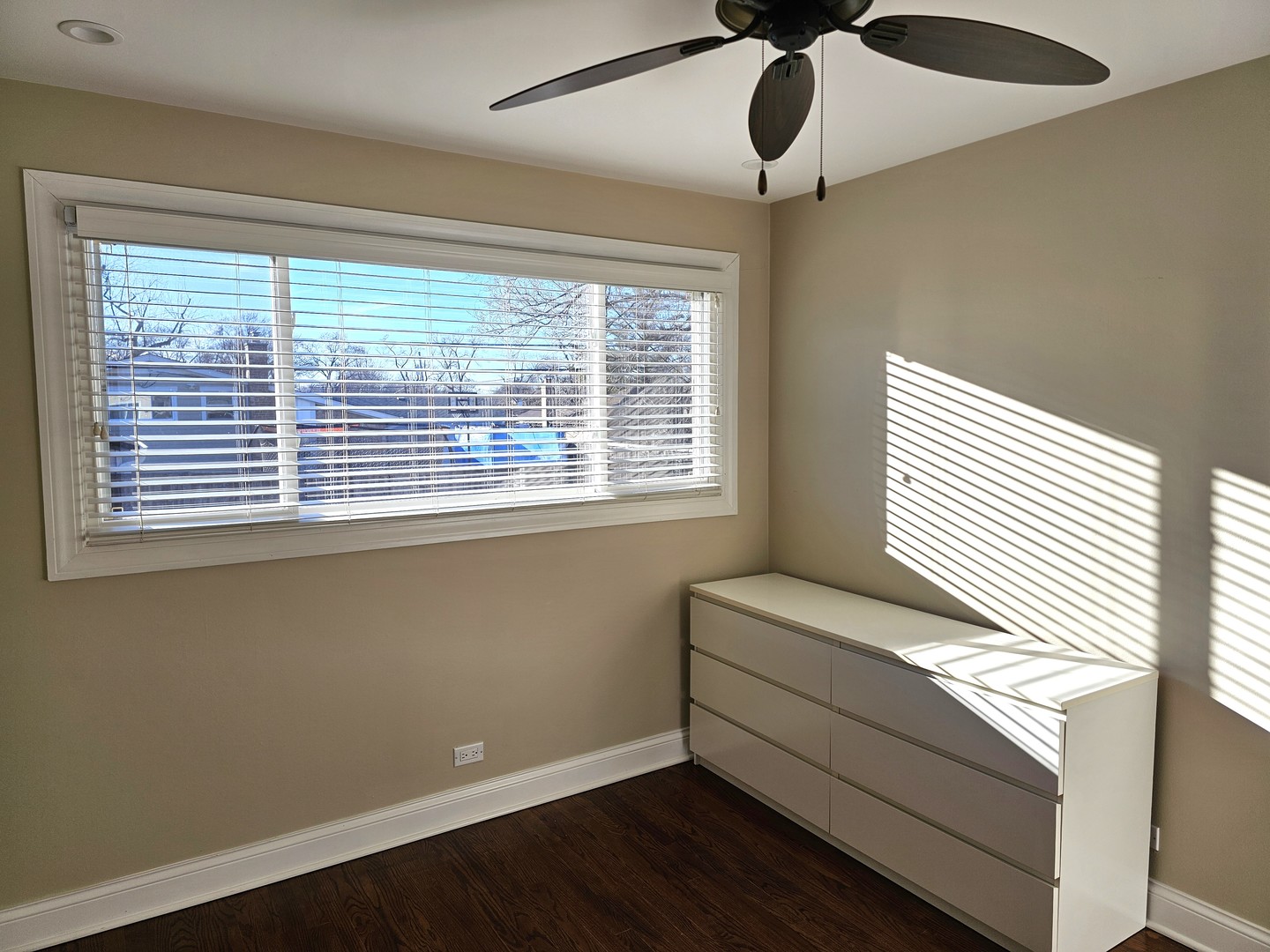 734 Neva Avenue Addison, IL 60101 - Photo 9 of 21 Gallery Image 9