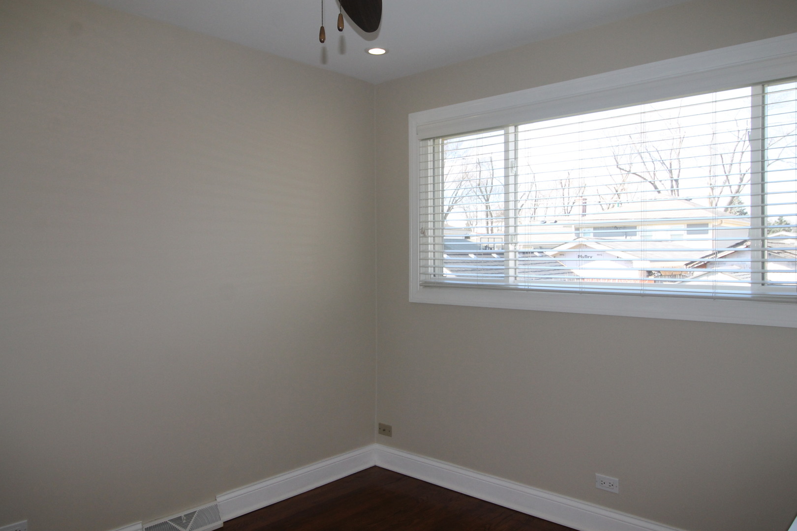 734 Neva Avenue Addison, IL 60101 - Photo 10 of 21 Gallery Image 10