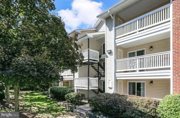 $3,000 | 1541 Lincoln Way, Unit 204, McLean, VA 22102