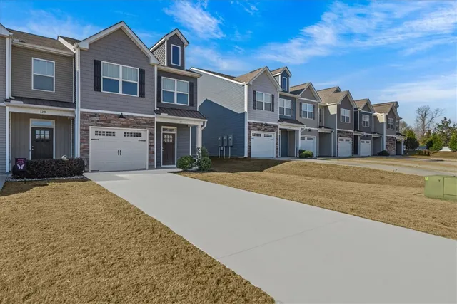 $275,000 | 131 Rushing Creek Lane, Piedmont, SC 29673