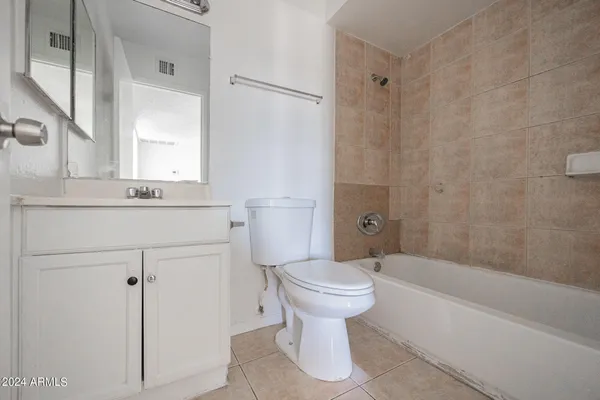 $119,500 | 2646 North 43rd Avenue, Unit B, Phoenix, AZ 85009