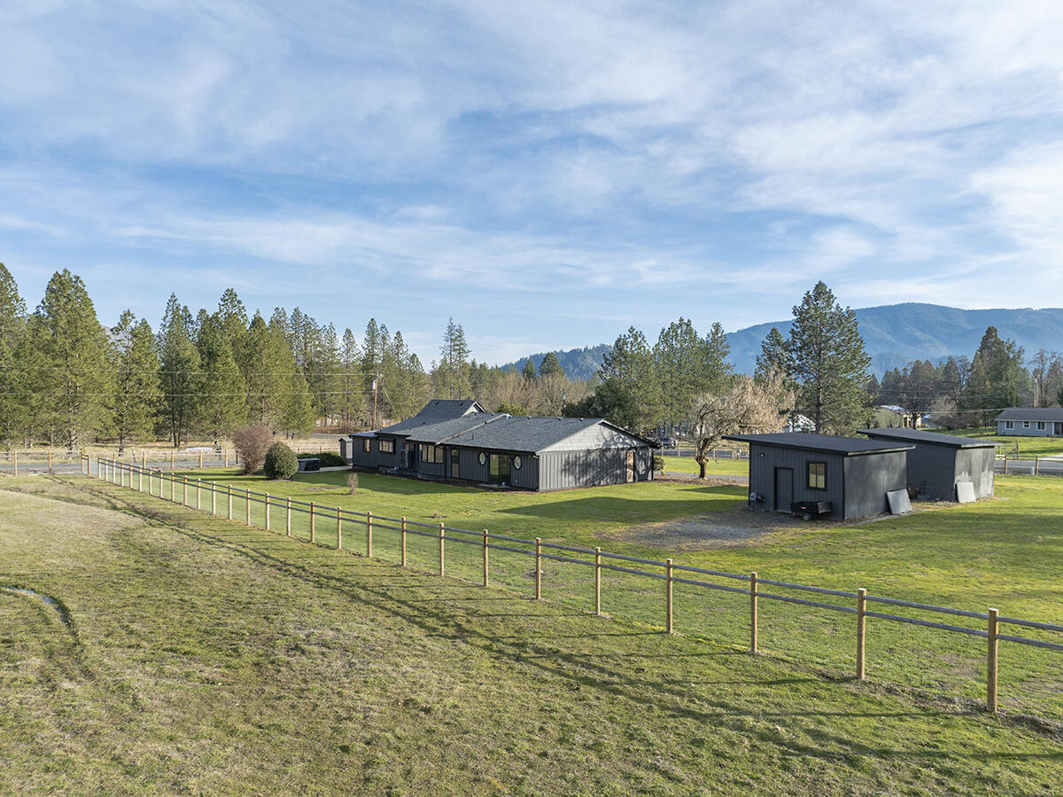 430 Stringer Gap Road Grants Pass, OR 97527 - Photo 46 of 60 46
