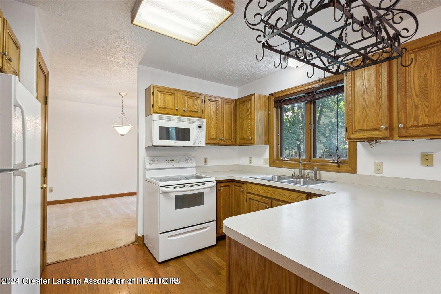 3891 West Herbison Road Dewitt, MI 48820 - Photo 17 of 39 20240709181213861581000000-o