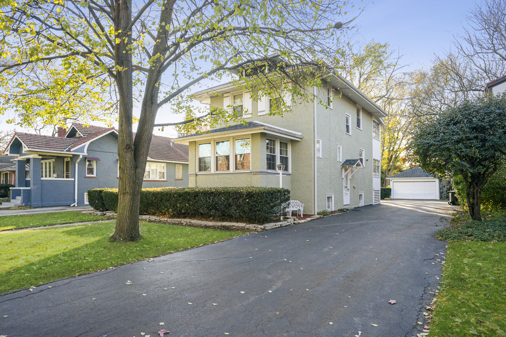 252 Bartram Road Riverside, IL 60546 - Photo 1 of 29