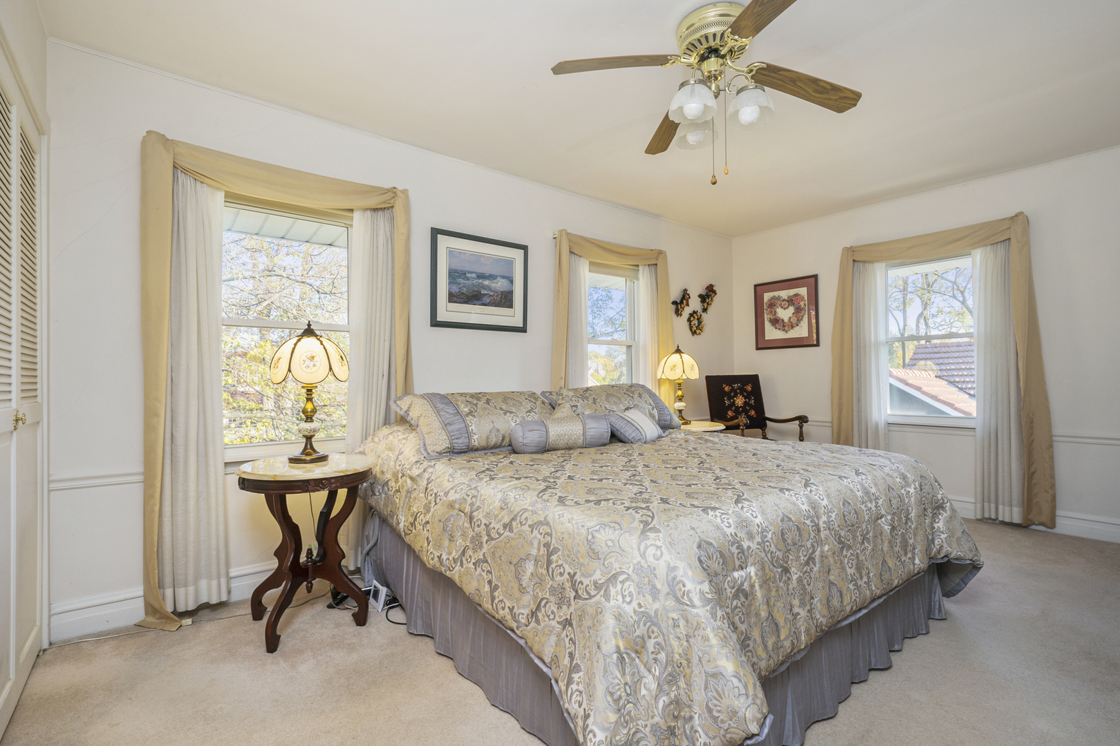 252 Bartram Road Riverside, IL 60546 - Photo 12 of 29