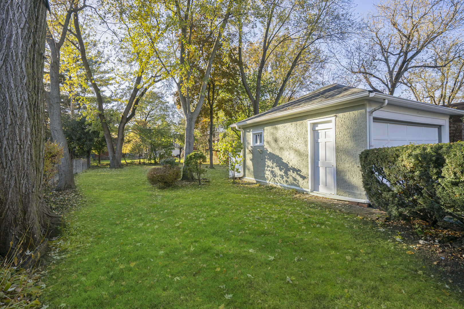 252 Bartram Road Riverside, IL 60546 - Photo 23 of 29