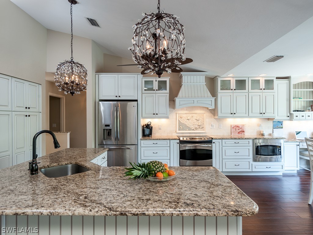 4791 Rue Helene Sanibel, FL 33957 - Photo 14 of 35 Gallery Image 14