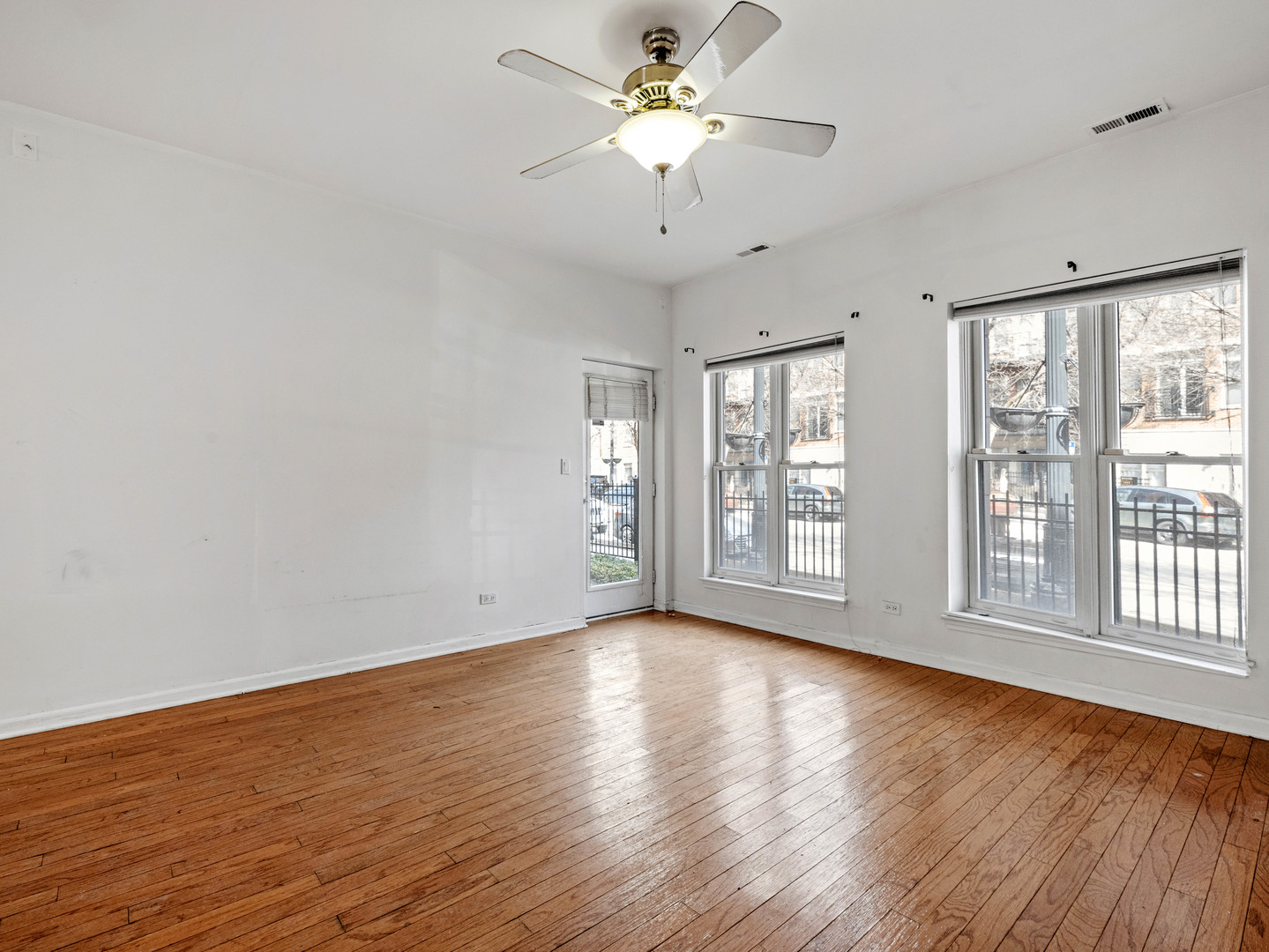 1500 South Halsted Street, Unit 1A Chicago, IL 60607 - Photo 4 of 17