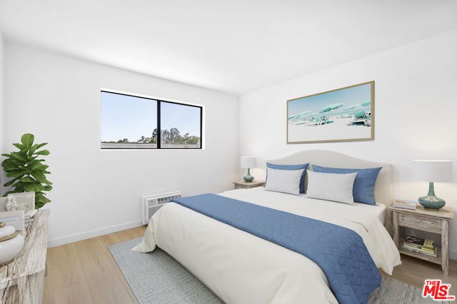 $455,000 | 8641 Glenoaks Boulevard, Unit 204, Sun Valley, CA 91352