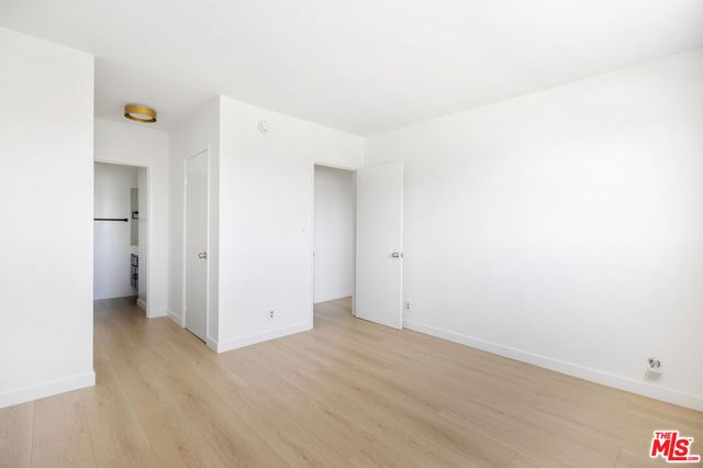 $455,000 | 8641 Glenoaks Boulevard, Unit 204, Sun Valley, CA 91352