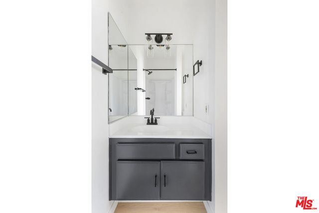 $455,000 | 8641 Glenoaks Boulevard, Unit 204, Sun Valley, CA 91352