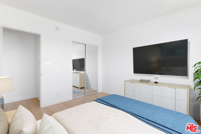 $455,000 | 8641 Glenoaks Boulevard, Unit 204, Sun Valley, CA 91352