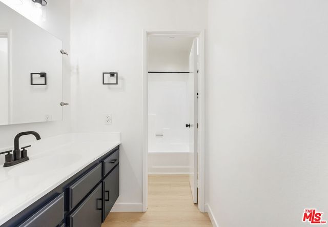 $455,000 | 8641 Glenoaks Boulevard, Unit 204, Sun Valley, CA 91352