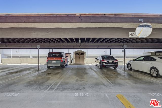 $455,000 | 8641 Glenoaks Boulevard, Unit 204, Sun Valley, CA 91352