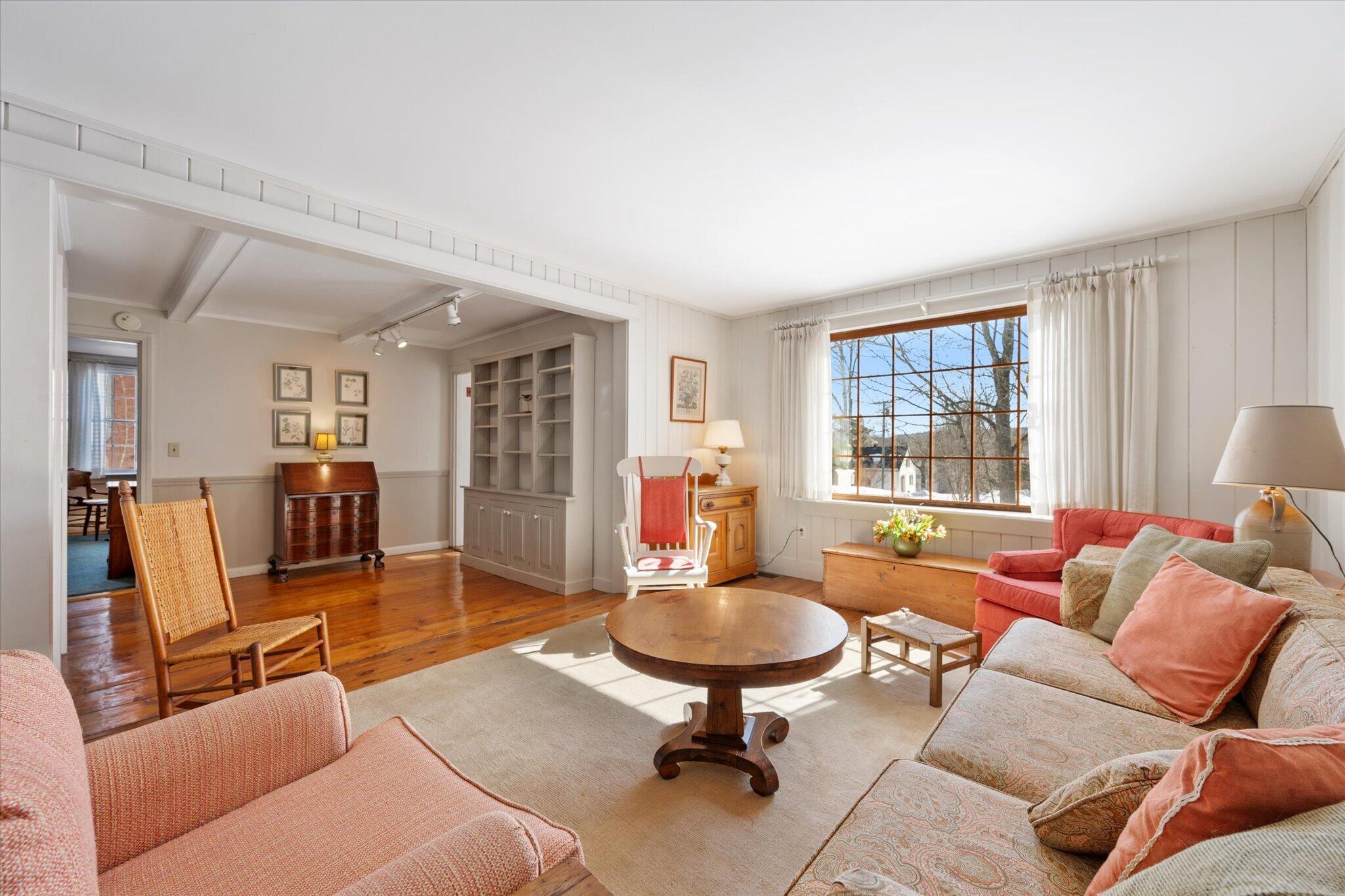 14 Oak Street Bucksport, ME 04416 - Photo 8 of 58 20-Living Room