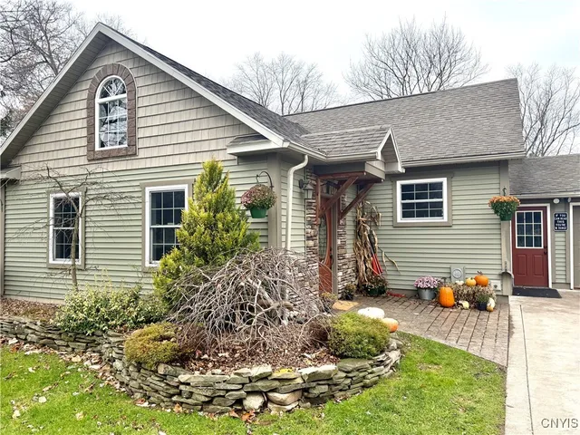 $299,900 | 7 View Road, Richland, NY 13142
