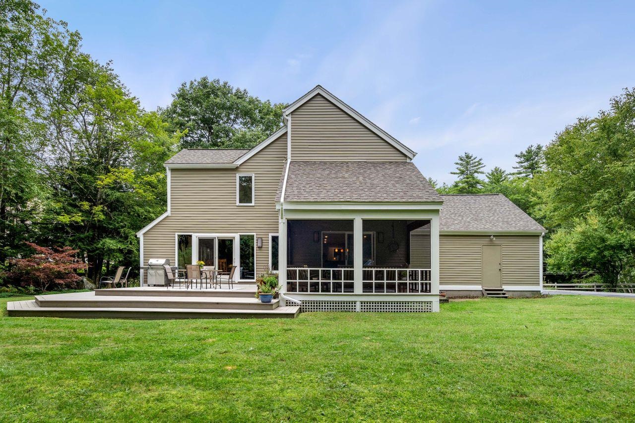 8 Brick Mill Road Bedford, NH 03110 - Photo 6 of 7 Gallery Image 6