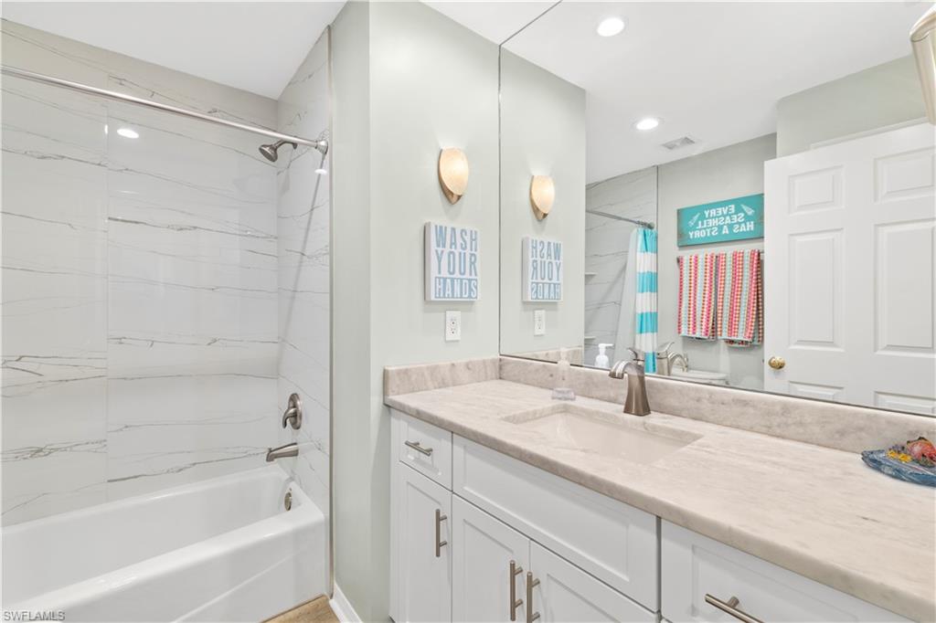 9101 Vanderbilt Drive, Unit 302 Naples, FL 34108 - Photo 17 of 28 Gallery Image 17