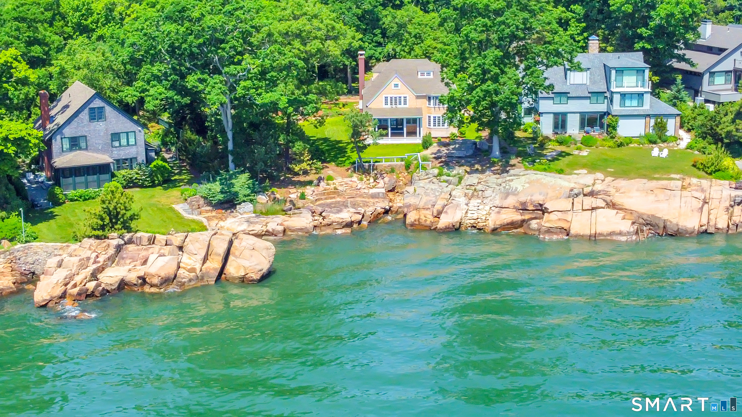 32 Wood Road Branford, CT 06405 - Photo 11 of 40