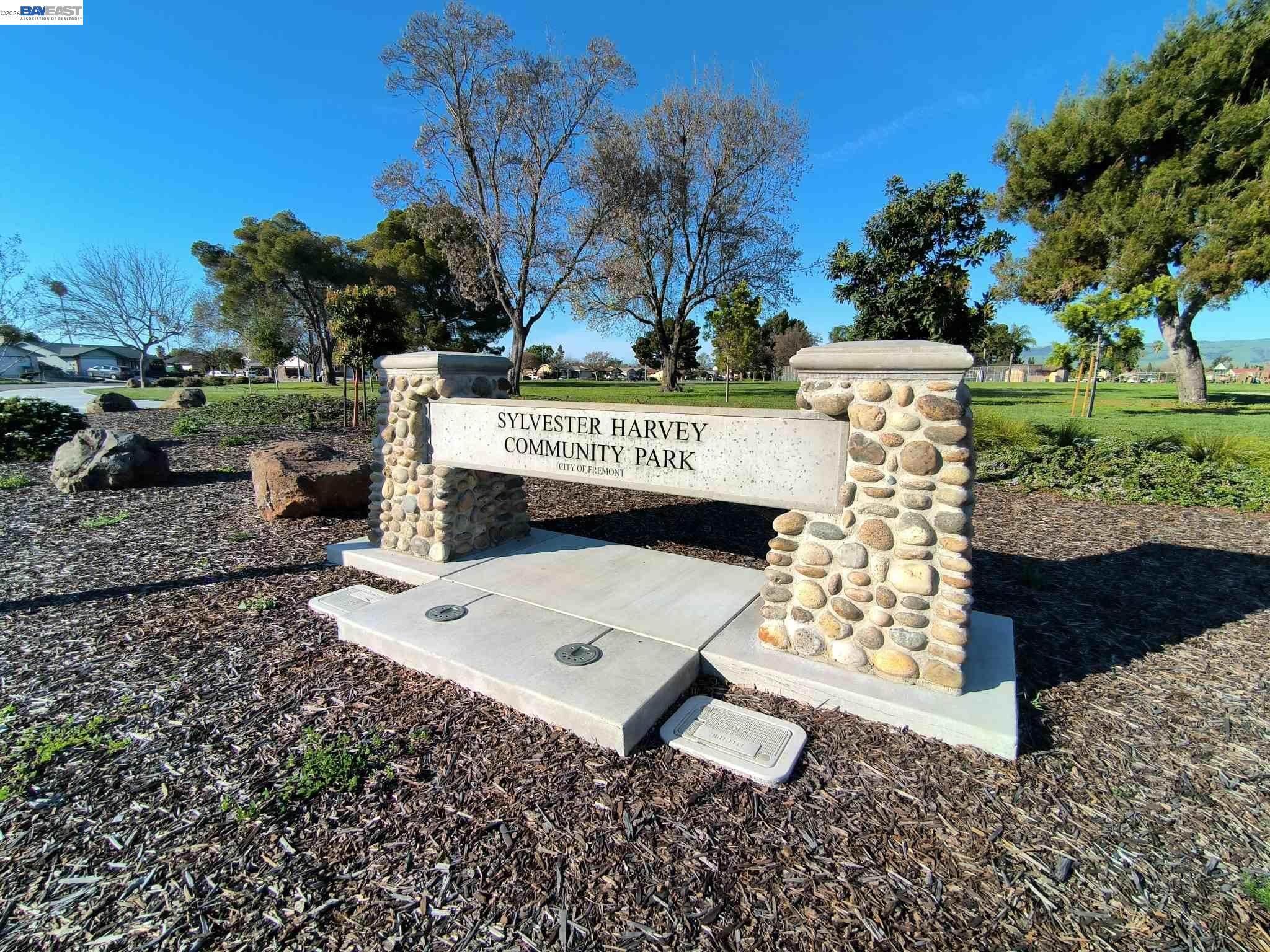 32471 Lake Ree Street Fremont, CA 94555 - Photo 24 of 31 a sign on the side of the road