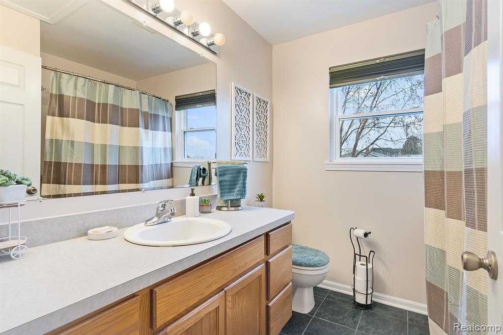 7445 Reid Road Swartz Creek, MI 48473 - Photo 11 of 31