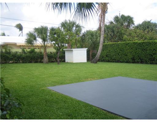 245 Pilgrim Road West Palm Beach, FL 33405 - Photo 5 of 8 Additional Photo