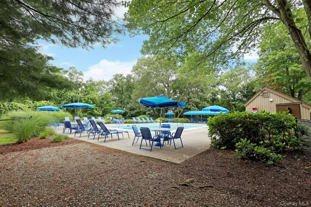 $414,900 | 129 Heritage Hills, Unit A, Somers, NY 10589