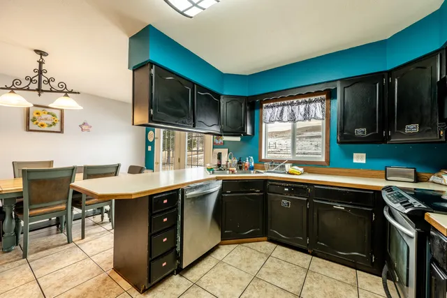 $650,000 | 19 Saddle Lane, Sheridan, WY 82801