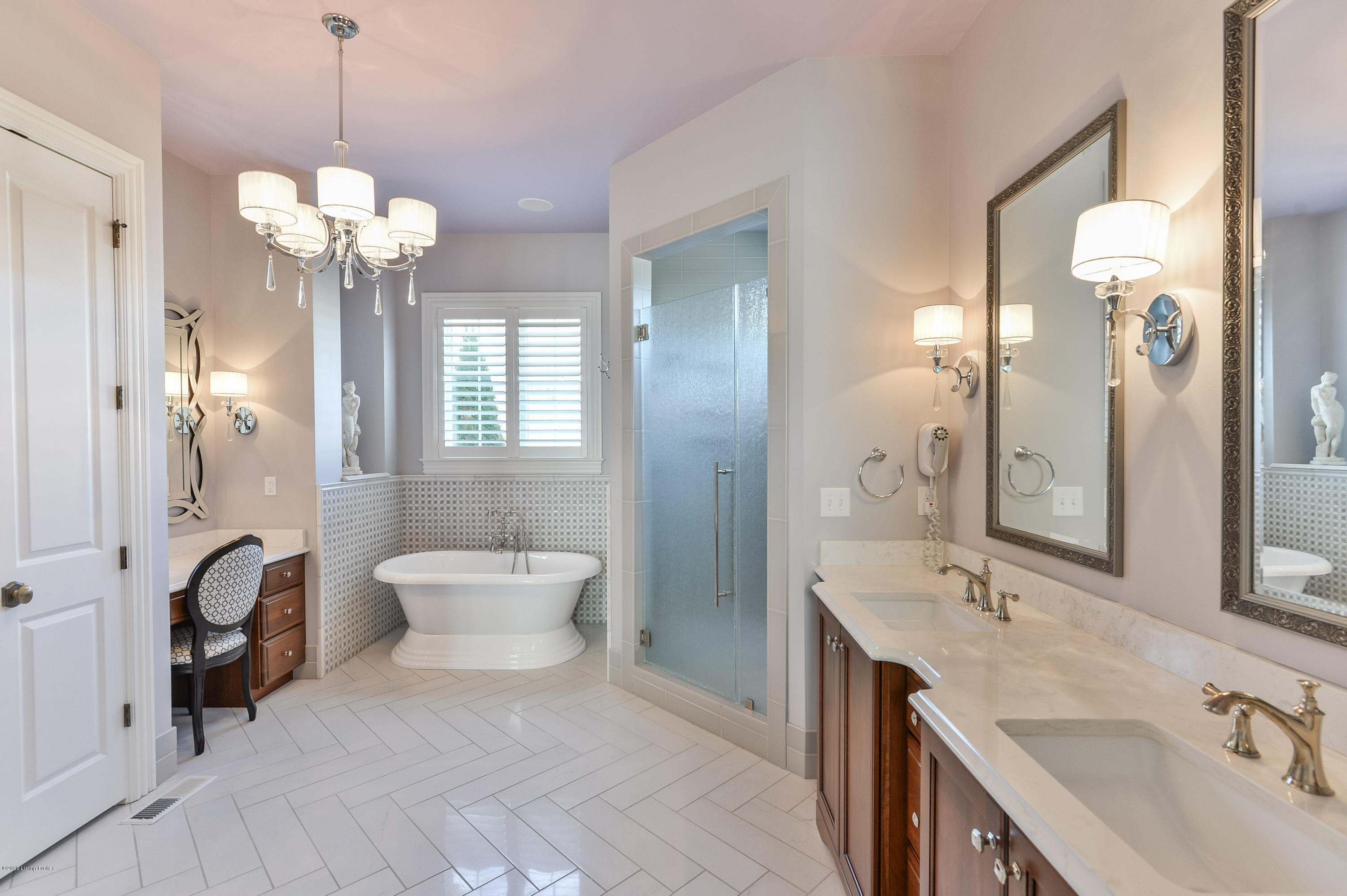 6713 Regal Road Louisville, KY 40222 - Photo 26 of 50 048 - 20200107 2215