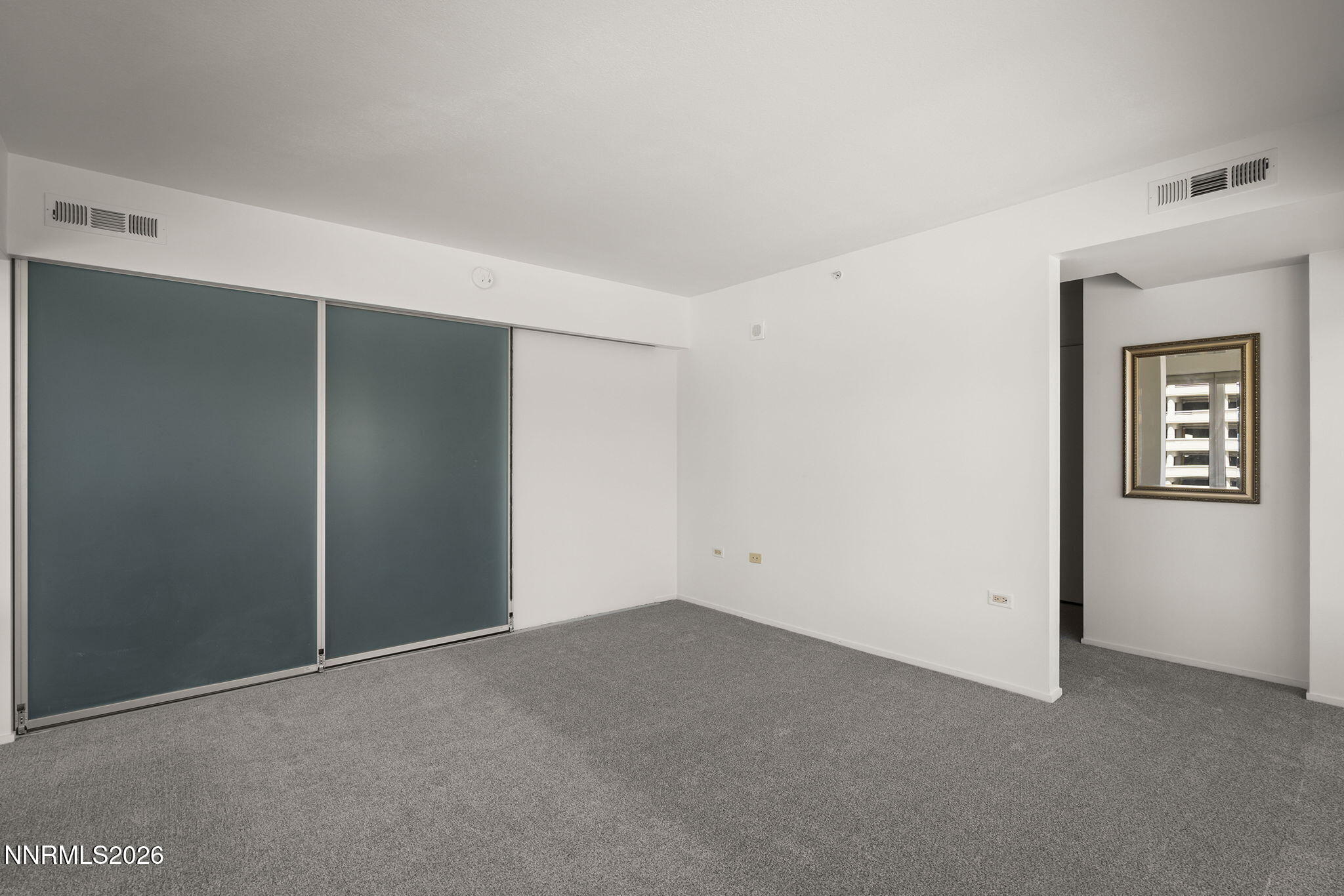 255 North Sierra Street, Unit 717 Reno, NV 89501 - Photo 17 of 33 17-web-or-mls-_DSC0177