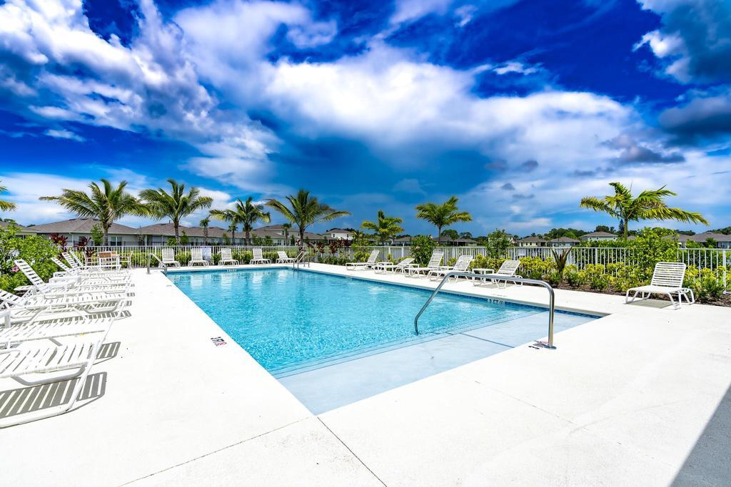 252 Raspberry Road Fort Pierce, FL 34981 - Photo 2 of 66 iPixx_11_-7